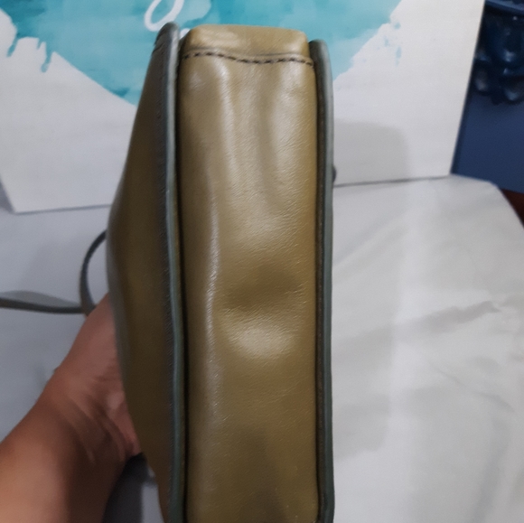 COPY - Fossil leather crossbody - Picture 6 of 16